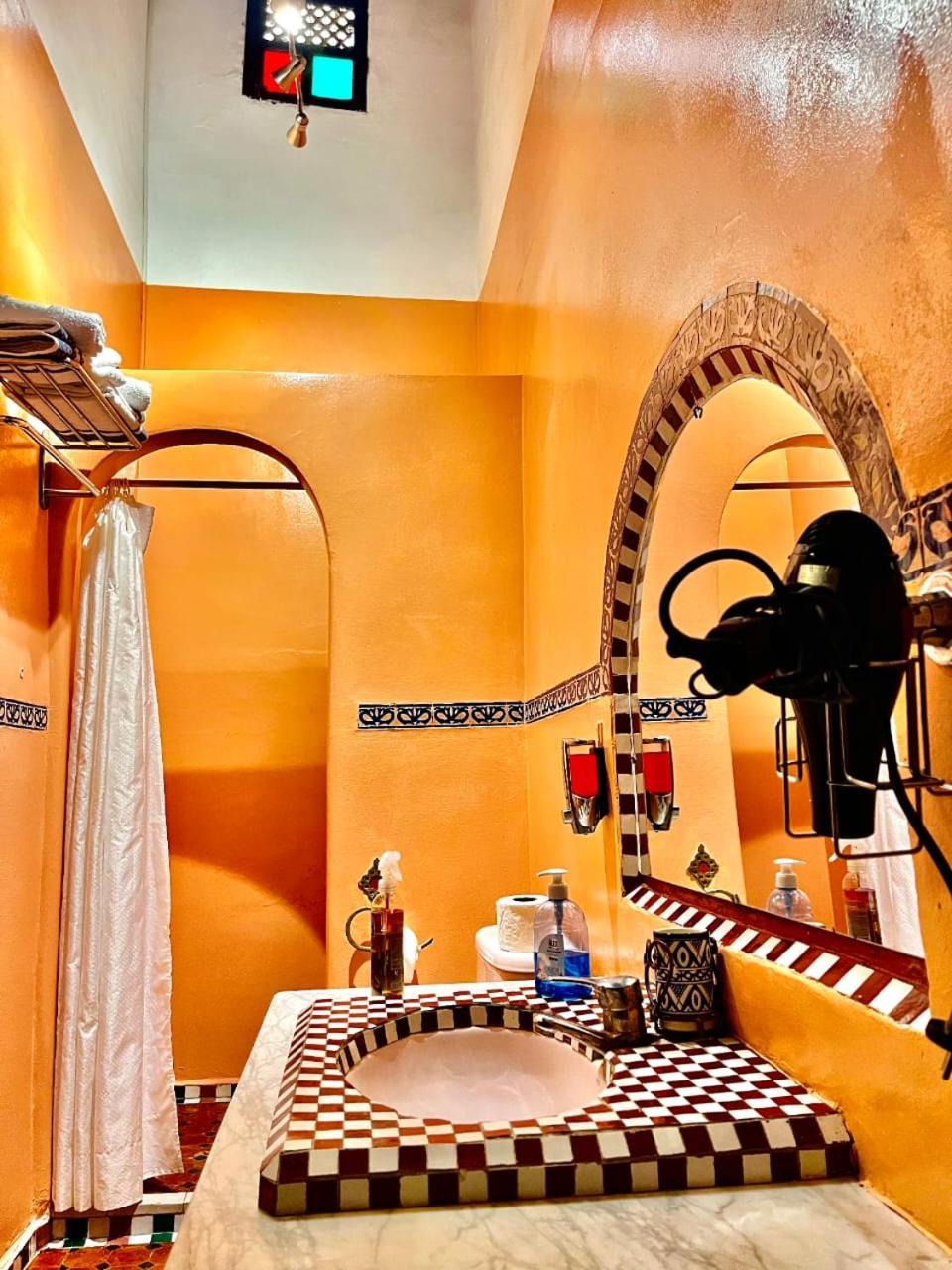 Riad Lalla Zoubida Фес Экстерьер фото